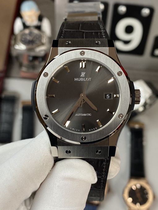 Đồng Hồ :   HUBLOT CLASSIC FUSION Titanium Gray Dial New 2022  ( 42mm ) 